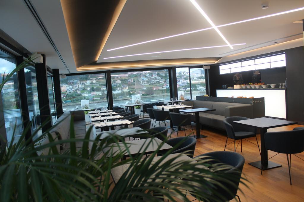 U Hotel 4*